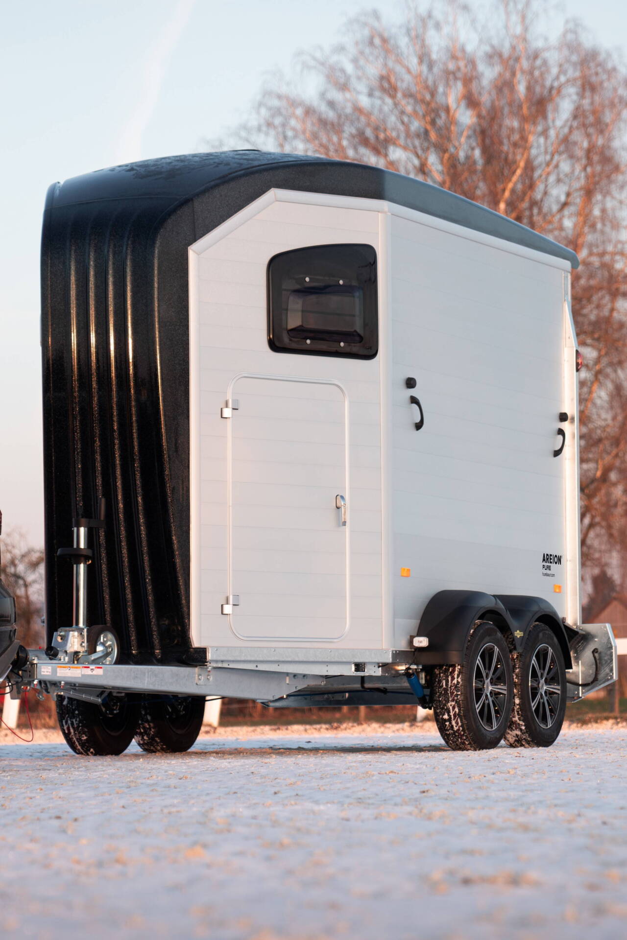 Humbaur Pferdeanhänger Pegasus